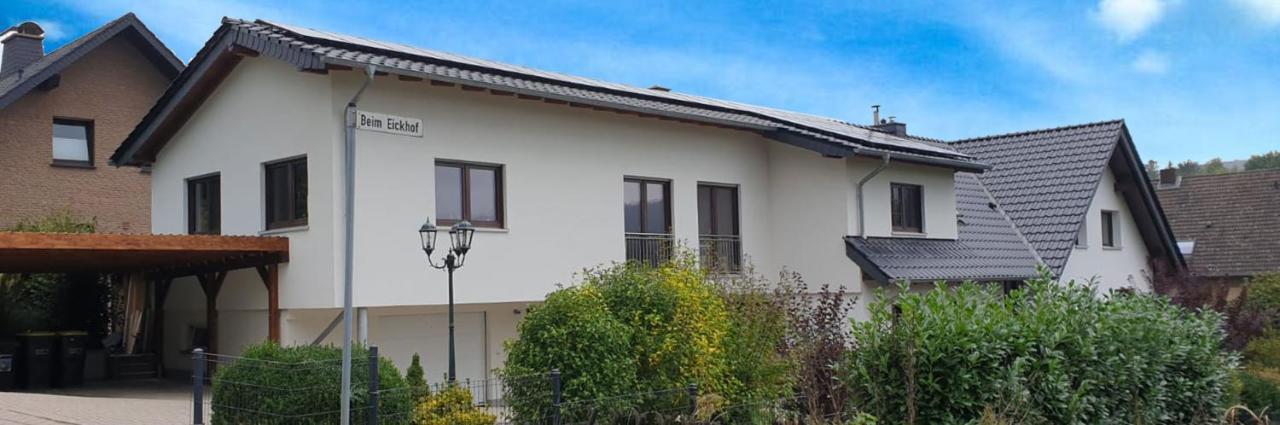 Ferienwohnung Mit Terrasse, Kostenloses Wlan, Parkplatz Bad Oeynhausen Exterior foto